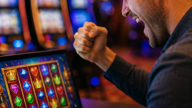 Unlocking the Excitement: New Trends in Online Gaming and Sl